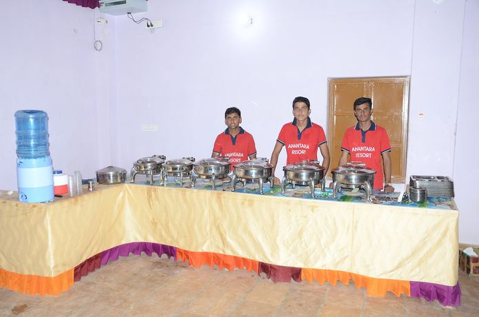 Imagen del bar/restaurante del Hotel Anantra Resort Jaisalmer. Foto 6