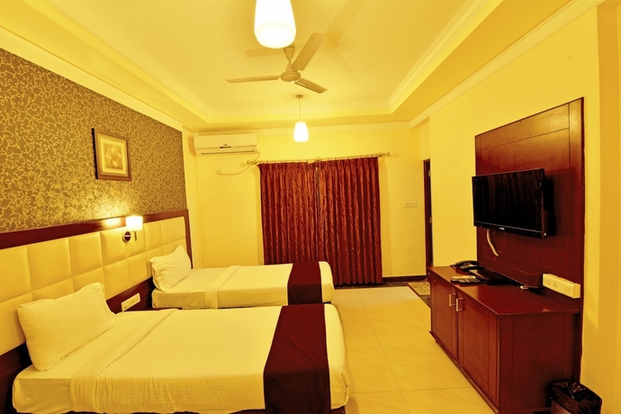 Imagen de la habitación del Hotel Ananya Comfortss. Foto 8
