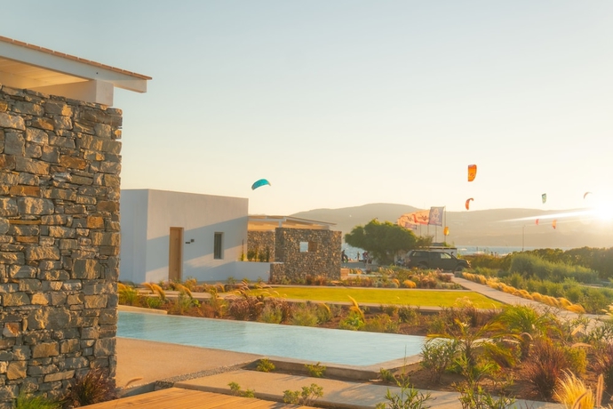 Imagen de la habitación del Hotel Anapnoe Resort by ParosKite. Foto 19