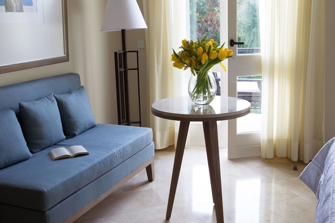 Imagen de la habitación del Hotel Anassa, Neo Chorio. Foto 6