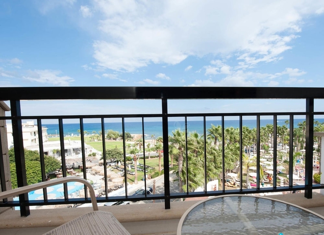 Imagen de la habitación del Hotel Anastasia Beach. Foto 10