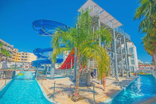Imagen general del Hotel Anastasia Splash Residences. Foto 17
