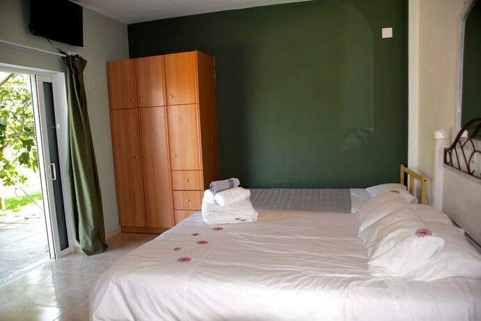 Imagen general del Hotel Anastasios Olive Garden Apartments. Foto 7