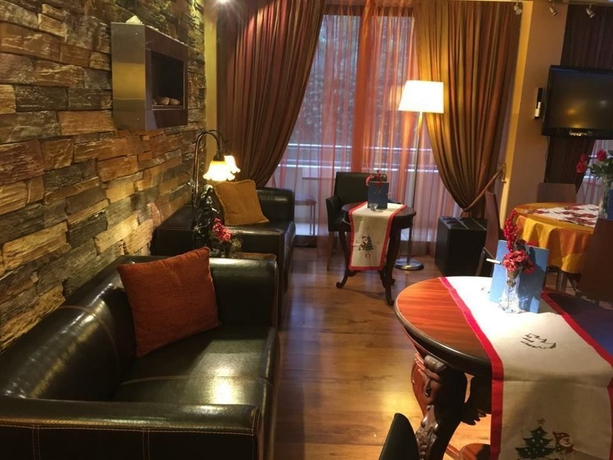 Imagen de los interiores del Hotel Anastazia Luxury Suites and Rooms. Foto 10
