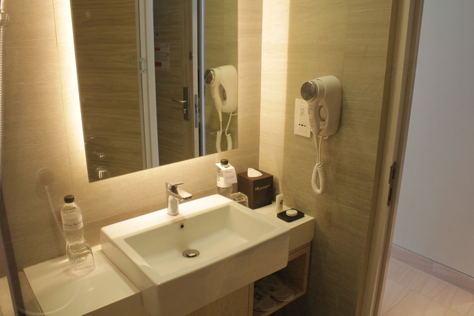 Imagen de la habitación del Hotel Anathera Resort Kuta. Foto 10