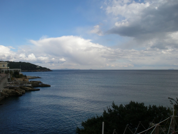 Imagen de los exteriores del Hotel Anatoli, Aegina. Foto 12