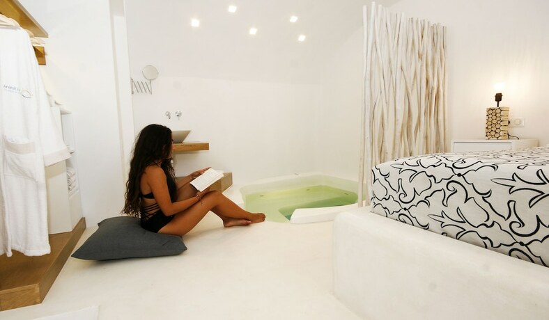 Imagen de la habitación del Hotel Anatoli Luxury Studios. Foto 15