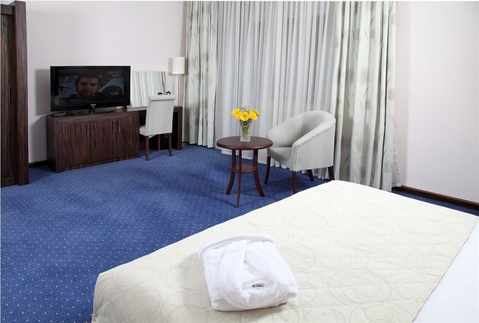 Imagen de la habitación del Hotel Anatolia, Baku. Foto 10