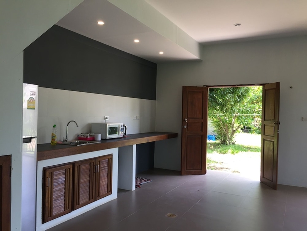 Imagen de la habitación del Hotel Anattaya Holiday Home. Foto 15