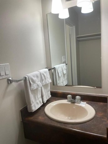 Imagen de la habitación del Hotel Anavada Inn And Suites Grande Prairie. Foto 2