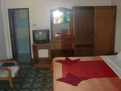 Imagen de la habitación del Hotel Anawin Bungalows. Foto 11