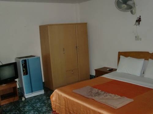 Imagen de la habitación del Hotel Anawin Bungalows. Foto 16