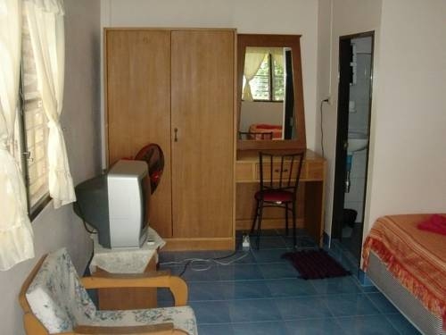 Imagen de la habitación del Hotel Anawin Bungalows. Foto 18