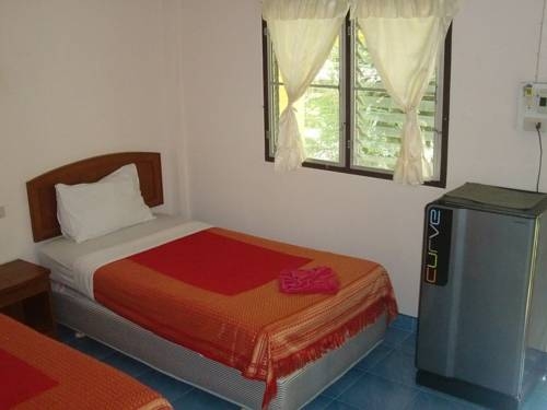 Imagen de la habitación del Hotel Anawin Bungalows. Foto 19