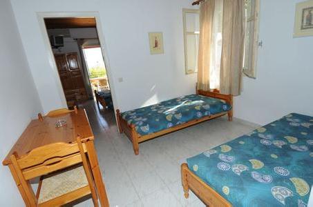 Imagen de la habitación del Hotel Anaxos Hill Village. Foto 4