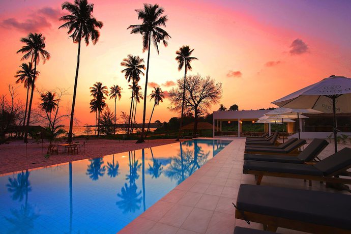 Imagen de la piscina del Hotel Anaya Koh Rong. Foto 19