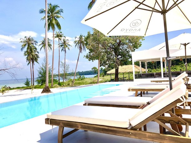 Imagen de la piscina del Hotel Anaya Koh Rong. Foto 20