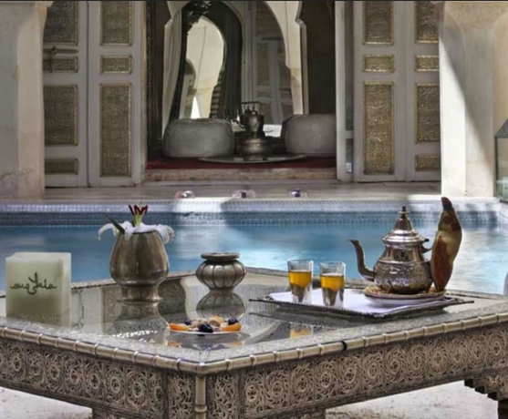 Imagen del bar/restaurante del Hotel Anayela. Foto 2