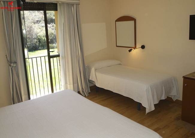 Imagen de la habitación del Hotel Ancares. Foto 10