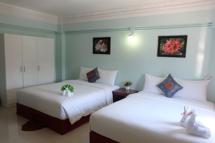 Imagen de los interiores del Hotel Anchalee Resort, Bang Saphan. Foto 19