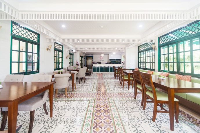 Imagen del bar/restaurante del Hotel Anchan Laguna. Foto 2