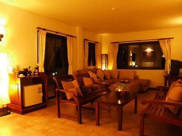 Imagen de la habitación del Hotel Anchana Resort and Spa. Foto 7