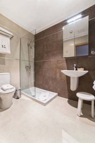 Imagen de los interiores del Hotel Anchieta 60. Foto 9