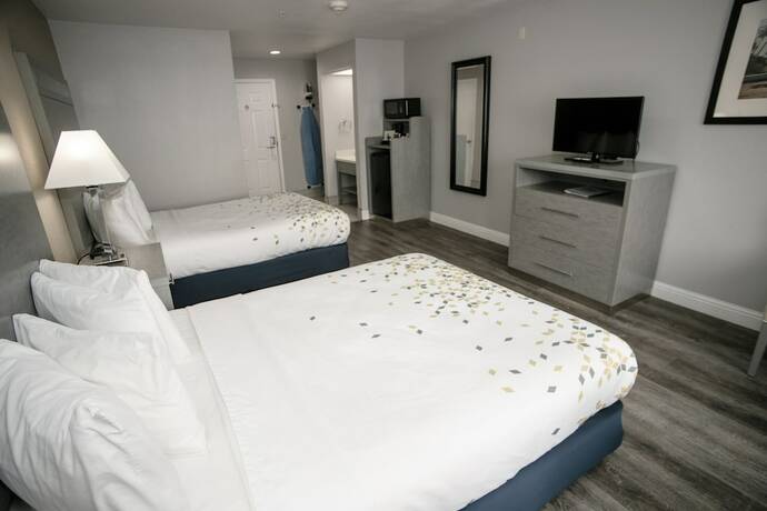 Imagen de la habitación del Hotel Anchor Beach Inn. Foto 17