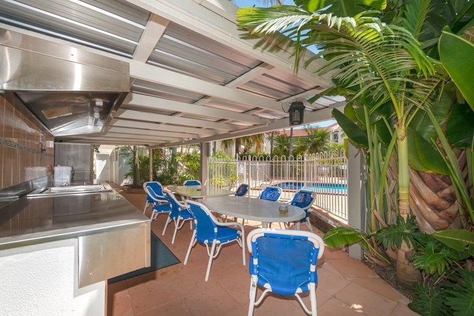 Imagen del bar/restaurante del Hotel Anchor Down Apartments. Foto 2