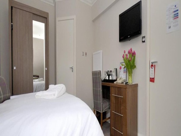 Imagen de la habitación del Hotel Anchor. Foto 16