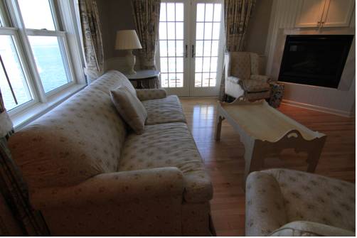 Imagen de la habitación del Hotel Anchor Inn Beach House. Foto 9