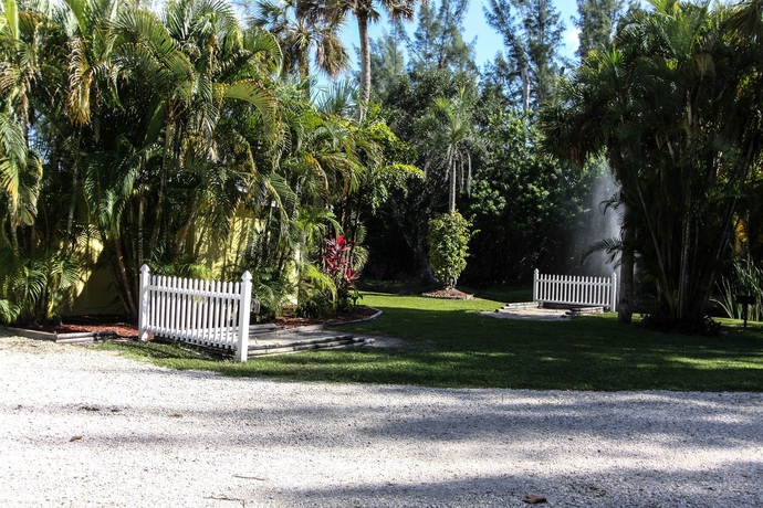 Imagen de los exteriores del Hotel Anchor Inn and Cottages. Foto 10