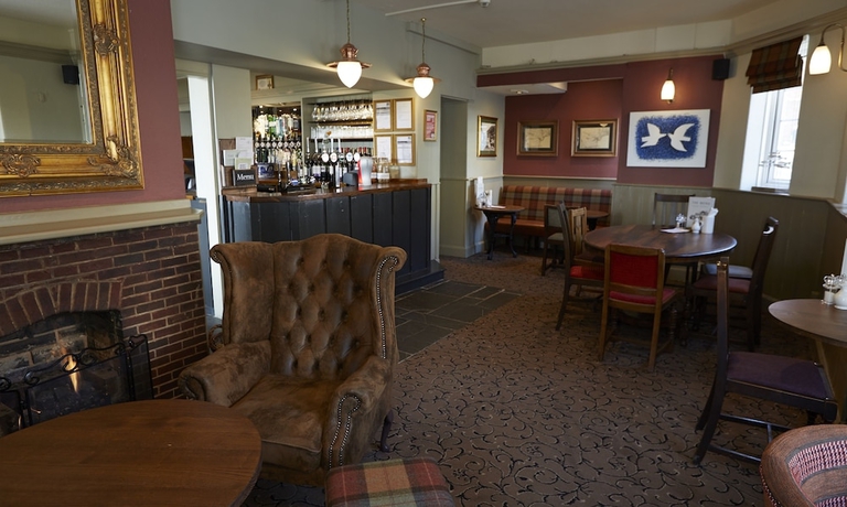Imagen del bar/restaurante del Hotel Anchor Inn by Greene King Inns. Foto 11
