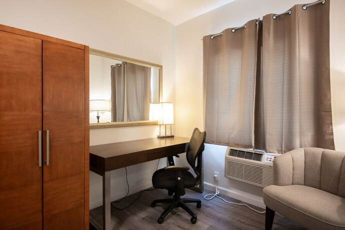 Imagen general del Hotel Anchor Pointe Inn. Foto 2