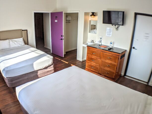 Imagen de la habitación del Hotel Anchor Pointe Inn. Foto 11