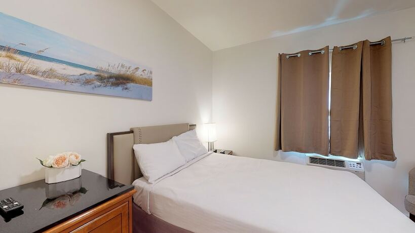 Imagen de la habitación del Hotel Anchor Pointe Inn. Foto 14