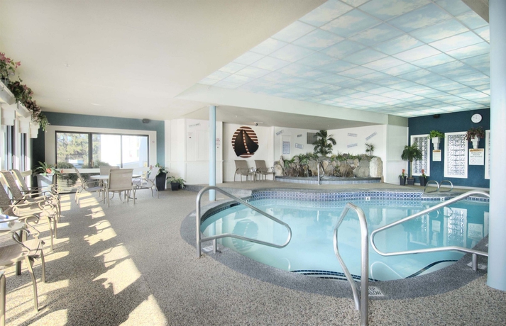 Imagen de la piscina del Hotel Anchorage Inns and Suites. Foto 14