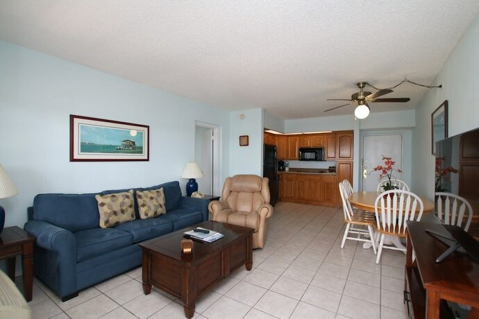 Imagen de la habitación del Hotel Anchorage Resort and Yacht Club. Foto 19