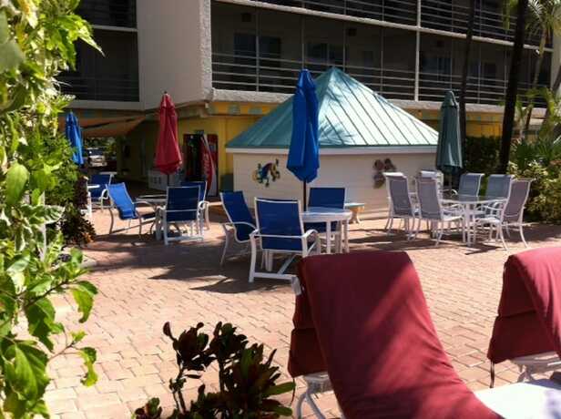 Imagen general del Hotel Anchorage Resort and Yacht Club. Foto 17