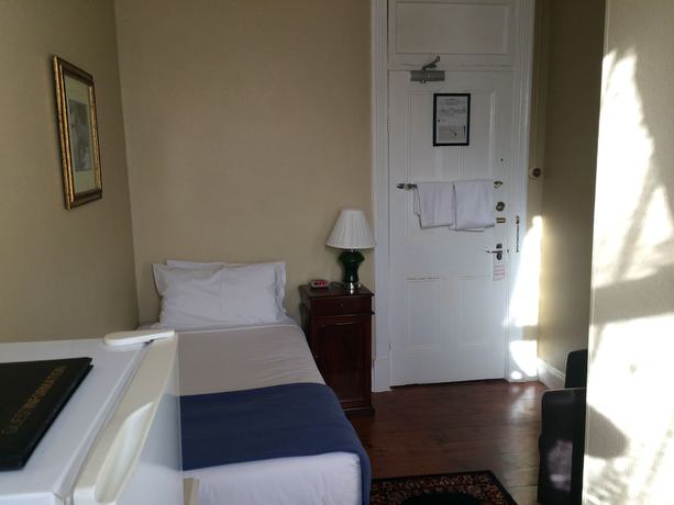 Imagen de la habitación del Hotel Anchorage Seafront. Foto 4