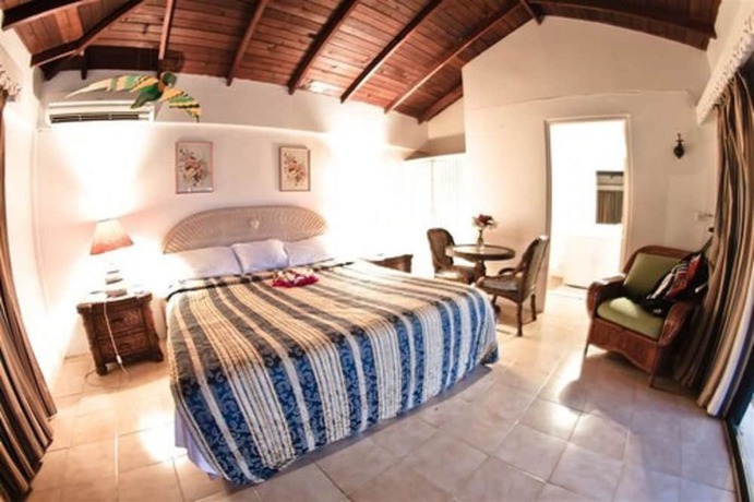 Imagen de la habitación del Hotel Anchorage Yacht Club. Foto 3