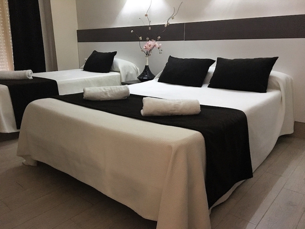 Imagen de la habitación del Hotel Ancla. Foto 11