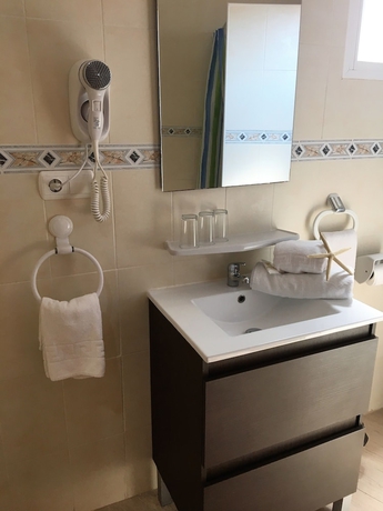 Imagen de la habitación del Hotel Ancla. Foto 16