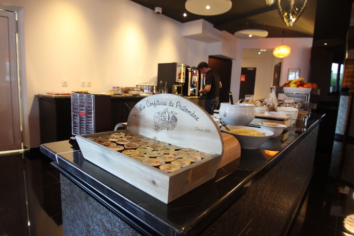 Imagen del bar/restaurante del Hotel Ancor. Foto 4