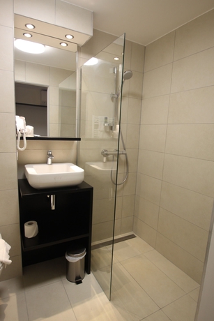 Imagen de la habitación del Hotel Ancor. Foto 15