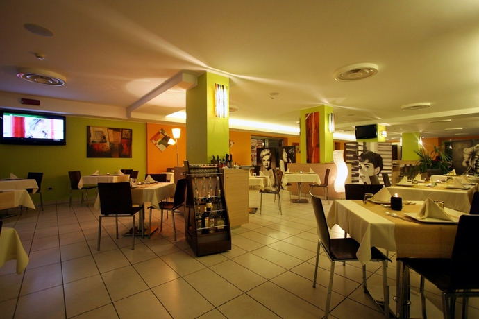 Imagen del bar/restaurante del Hotel Ancora, Pontecagnano Faiano. Foto 7