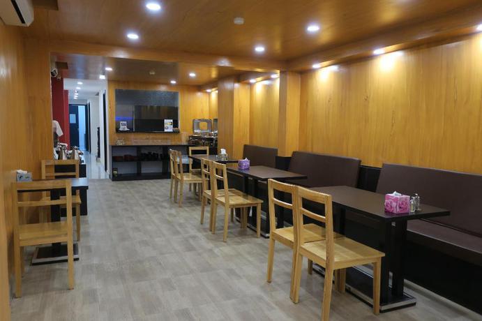 Imagen del bar/restaurante del Hotel Ancyra Tamtam By Continent - Near Hoan Kiem Lake. Foto 5