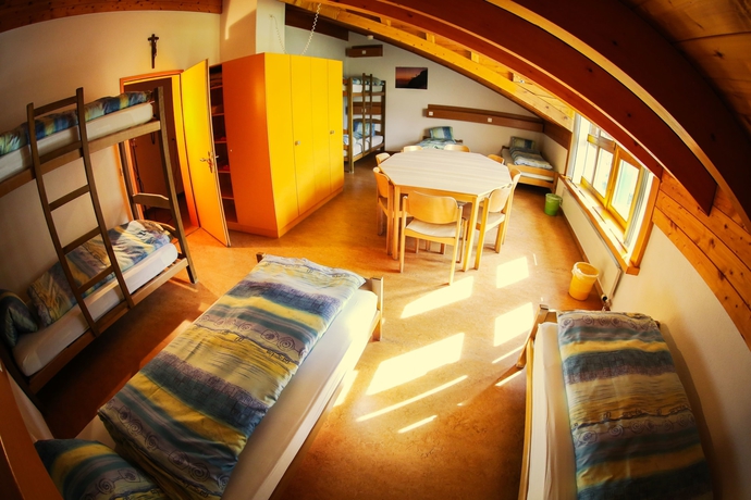 Imagen de la habitación del Hotel And Bildungshaus St Jodern. Foto 12
