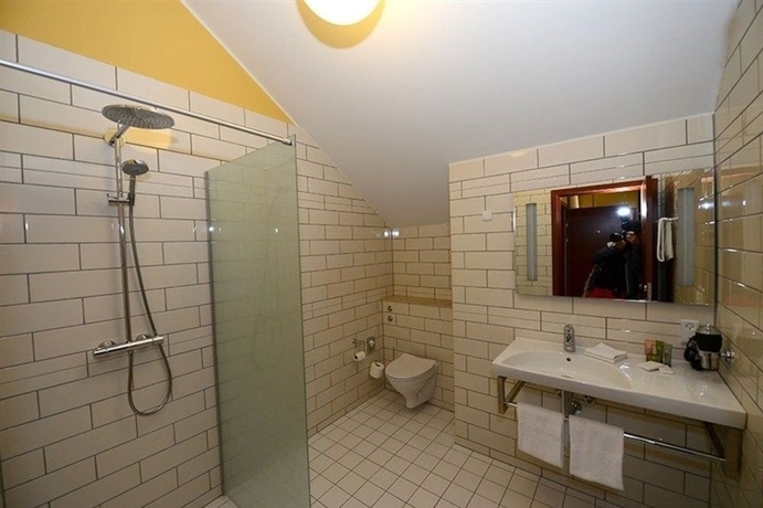 Imagen de la habitación del Hotel And Restaurant Fru Larsen. Foto 17