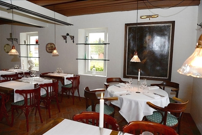 Imagen del bar/restaurante del Hotel And Restaurant Fru Larsen. Foto 2